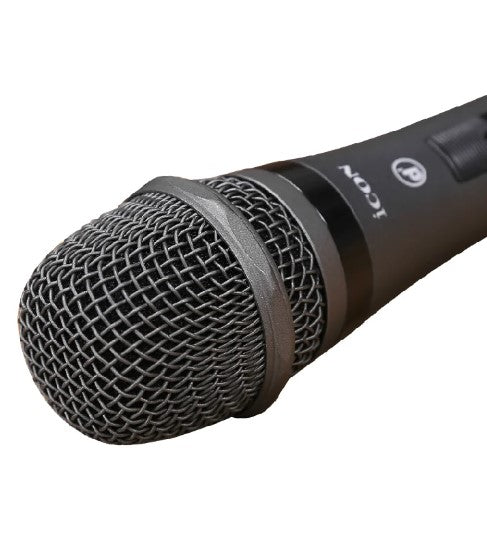 מיקרופון דינאמי מקצועי עם חיבור XLR